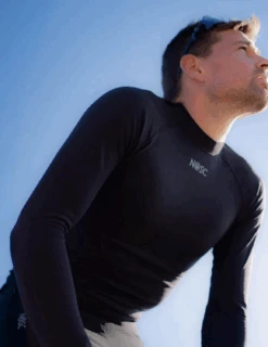 Sous-Vêtement Nosc Invisible Ricin Homme -Équipement De Plein Air Baselayer Nosc Invisible Homme vue action