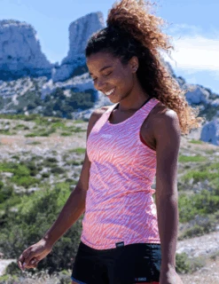 Débardeur De Running Coureur Du Dimanche Femme -Équipement De Plein Air Debardeur CDD Femme Zebre vue portee arret