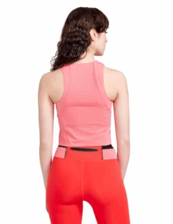 Débardeur De Running Craft ADV Hot Perforated Femme -Équipement De Plein Air Debardeur Running CRAFT ADV Hit Femme CO1913210 731000 vue porte dos