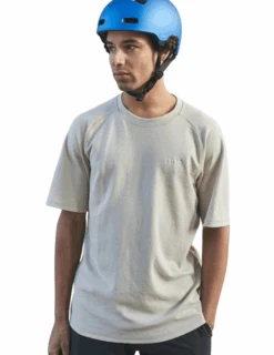 T-Shirt Poc Poise Manches Courtes Homme -Équipement De Plein Air T Shirt POC Poise Homme M 52911 1814 vue porte face