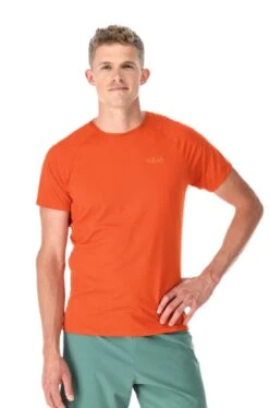 T-Shirt De Rando Rab Sonic Manches Courtes Homme -Équipement De Plein Air T Shirt Randonnee Rab Sonic Homme Orange vue portee face