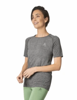 T-Shirt De Running Odlo Essential Seamless Manches Courtes Femme 2023 -Équipement De Plein Air T Shirt Running ODLO Essential Seamless Femme 313941 10753 vue porte face