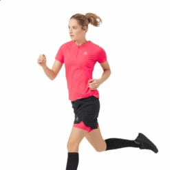 T-Shirt De Running Odlo Axalp Trail 1/2 Zip Manches Courtes Femme -Équipement De Plein Air T Shirt Running Odlo Axalp TrailZip Femme Rose vue portee face
