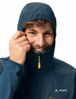 Veste Coupe-Vent Vaude Tekoa Homme -Équipement De Plein Air Veste Impermeable VAUDE Tekoa Homme 43165 1795 vue capuche