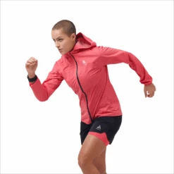 Veste Imperméable Odlo Zeroweight Femme 6 Veste Imperméable Odlo Zeroweight Femme -Équipement De Plein Air Veste Running Odlo Zeroweight Femme Rose vue portee face 1