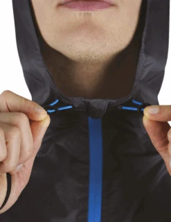 Veste Imperméable Raidlight Ultralight 2.0 MP+ Homme -Équipement De Plein Air Veste Running RAIDLIGHT Ultralight2.0 Homme GLJMJ18 226 vue capuche